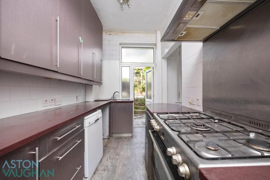 Property photo 2 of 15 4545341