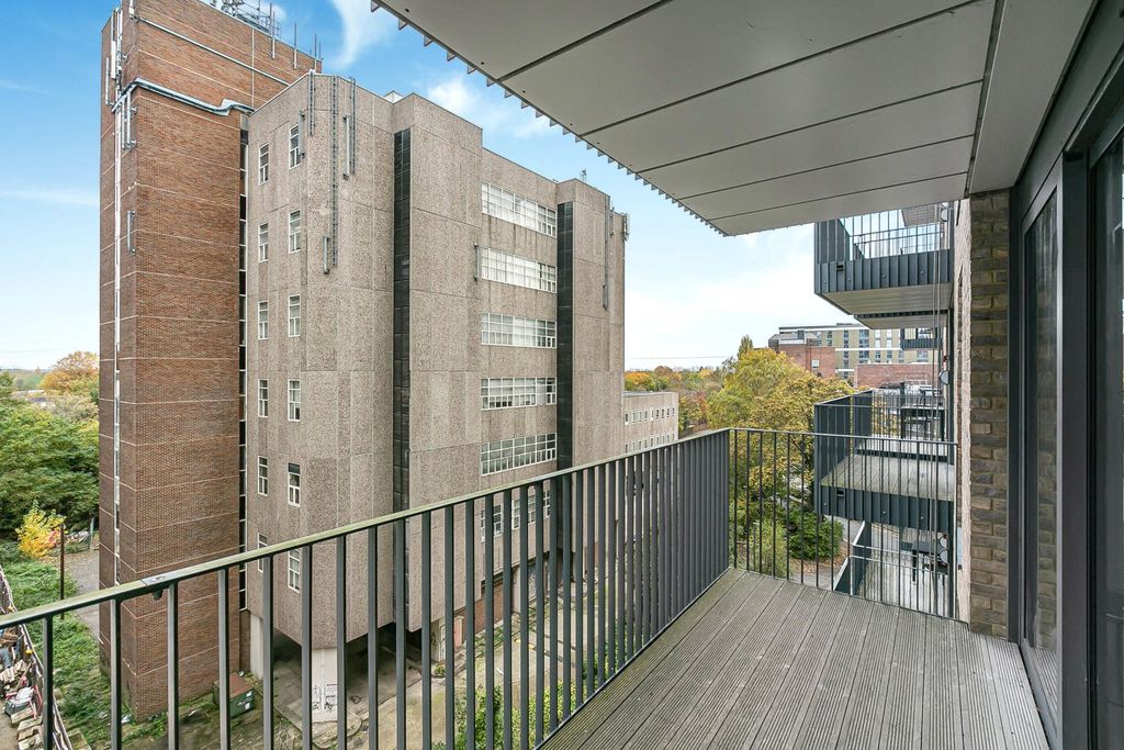 Property photo 3 of 13 Balcony