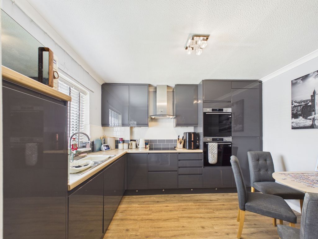 Property photo 2 of 9 Kitchen/Breakfast Room