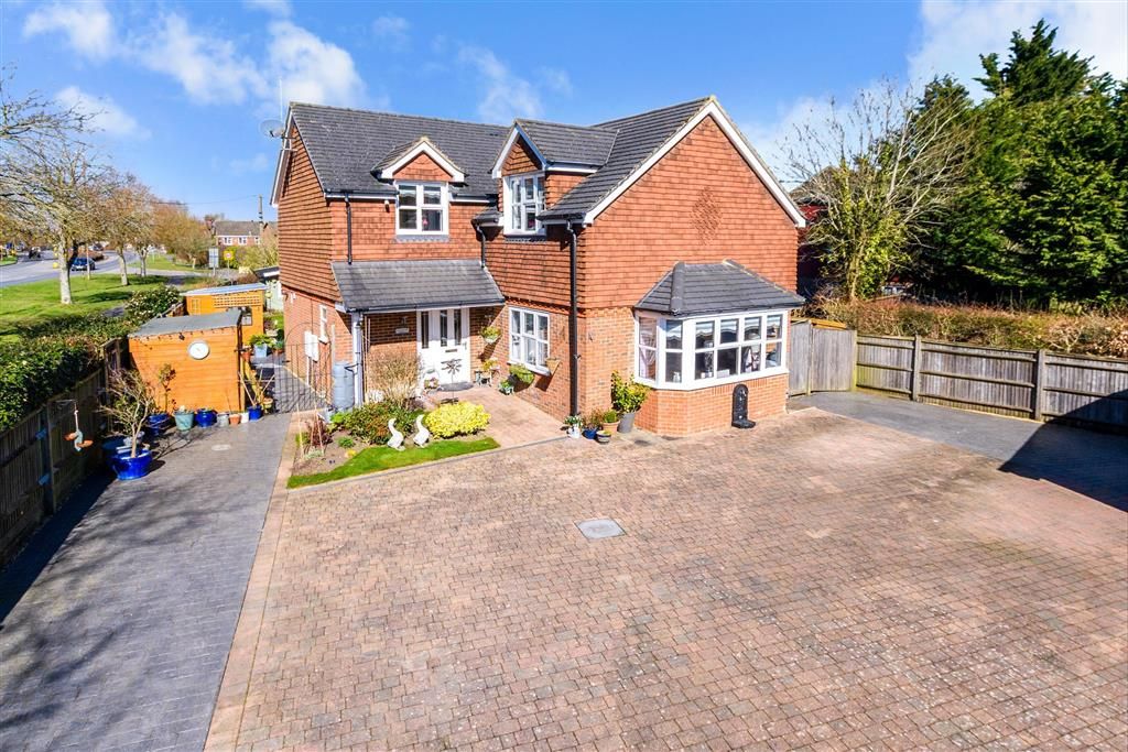 Property photo 1 of 17 External (Web)