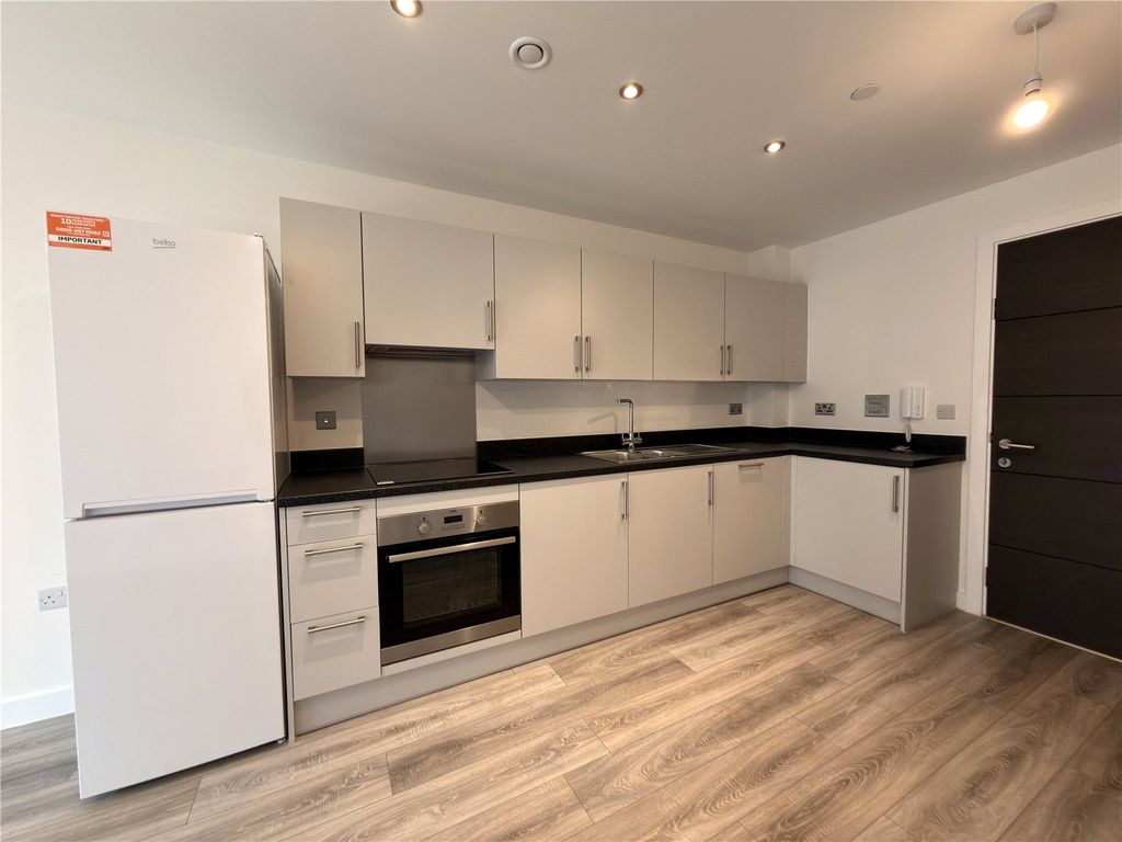 Property photo 3 of 9 Picture No. 06