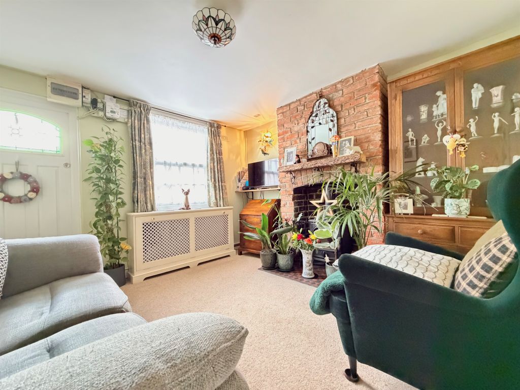 Property photo 2 of 17