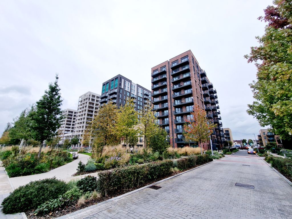 Property photo 3 of 19