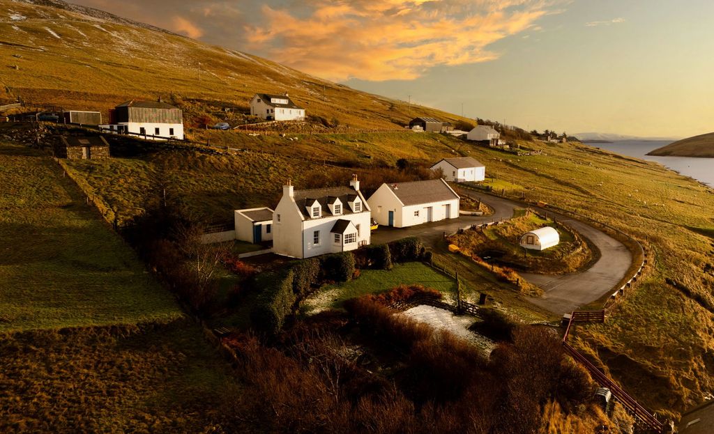 Property photo 1 of 49