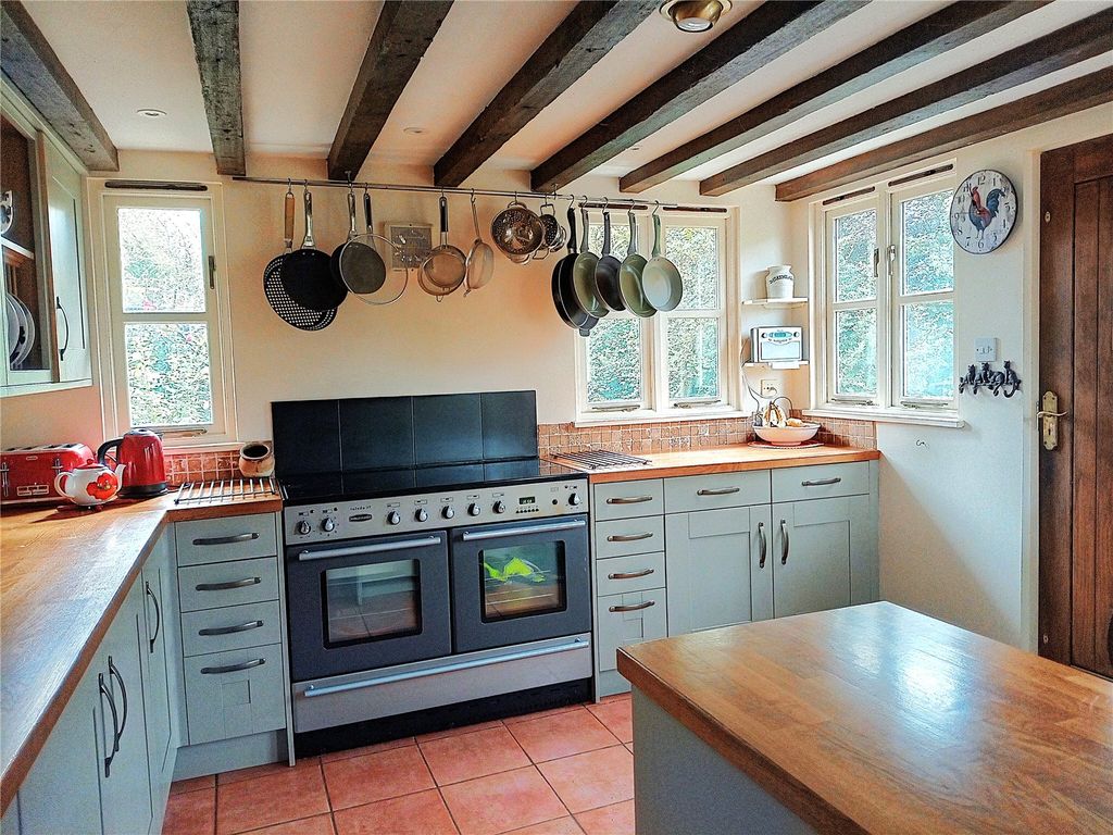 Property photo 3 of 34 Picture 3