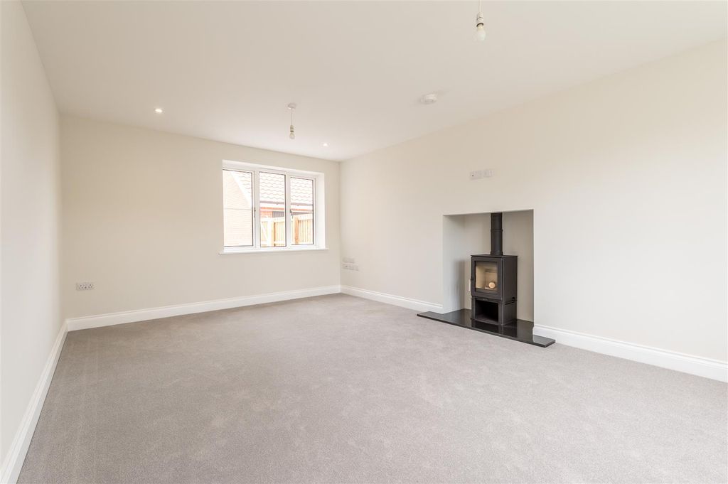 Property photo 3 of 26 Plot 11_7.Jpg