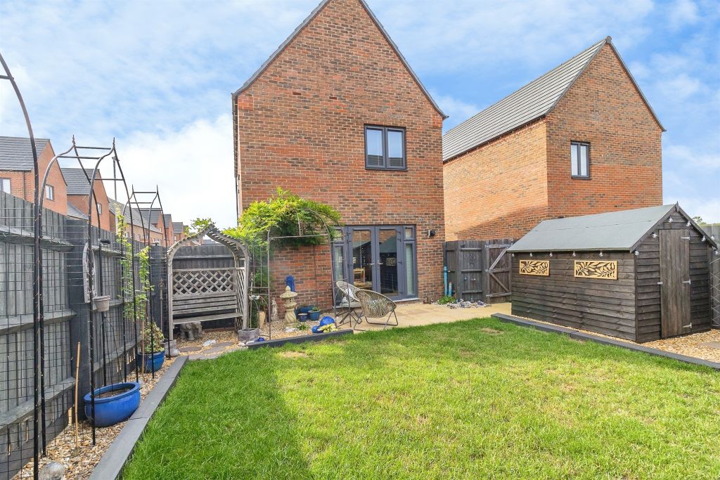 Property photo 2 of 18