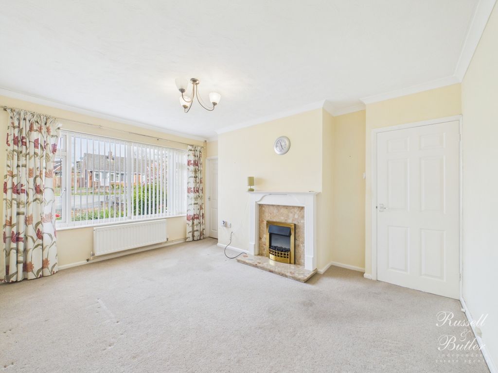 Property photo 3 of 12 Cam01995G0-Pr0437-Still003