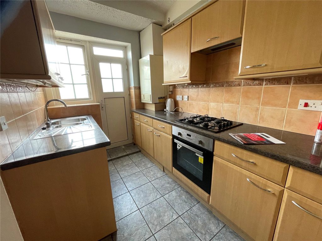 Property photo 2 of 7 Picture No. 04