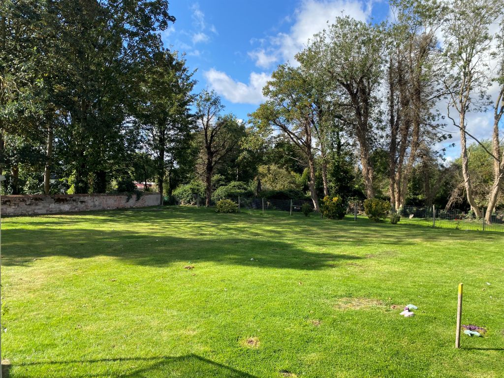 Property photo 3 of 5