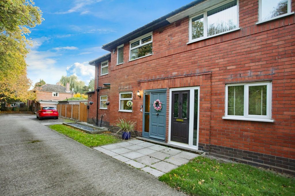 Property photo 1 of 26