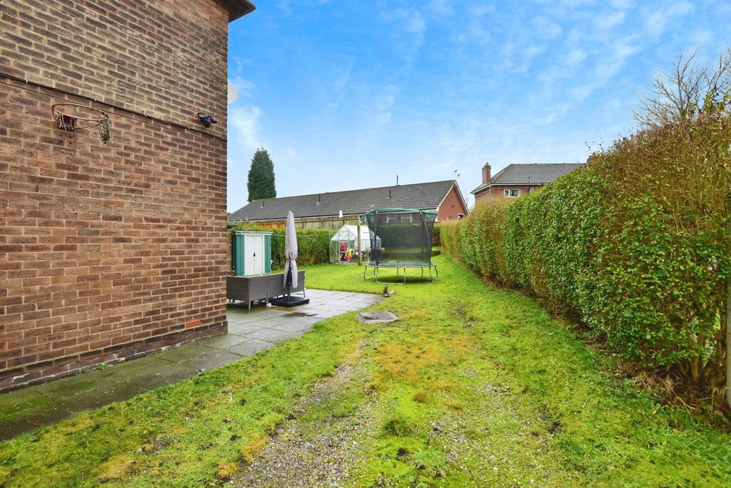 Property photo 3 of 18 Pbox-Img.Jpg