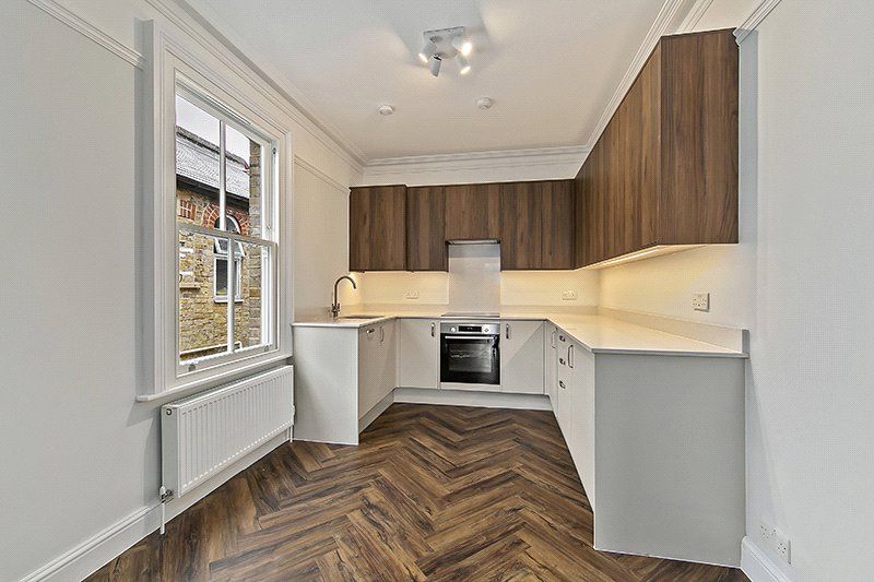 Property photo 3 of 11 Picture No. 10