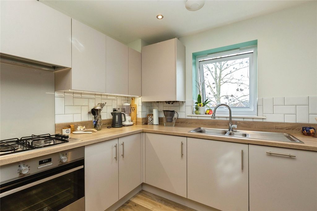 Property photo 3 of 14 Picture No. 21