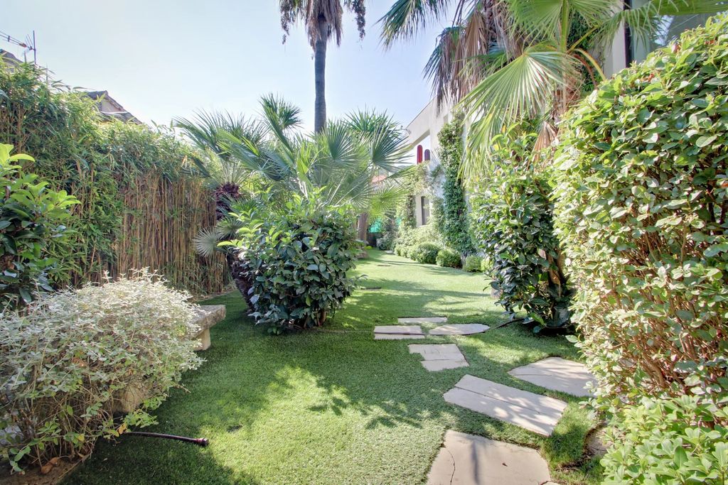 Property photo 2 of 30