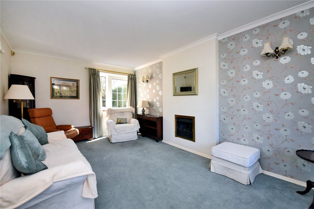 Property photo 2 of 19 Picture No. 09