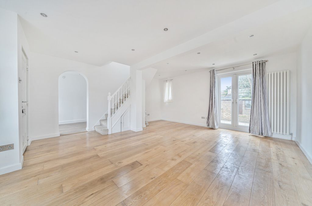 Property photo 1 of 8 1108368 (2).Jpg