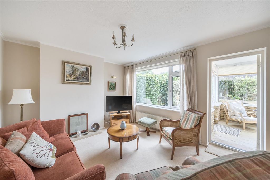 Property photo 2 of 14 1329628-17-6880F5B712916.Jpg