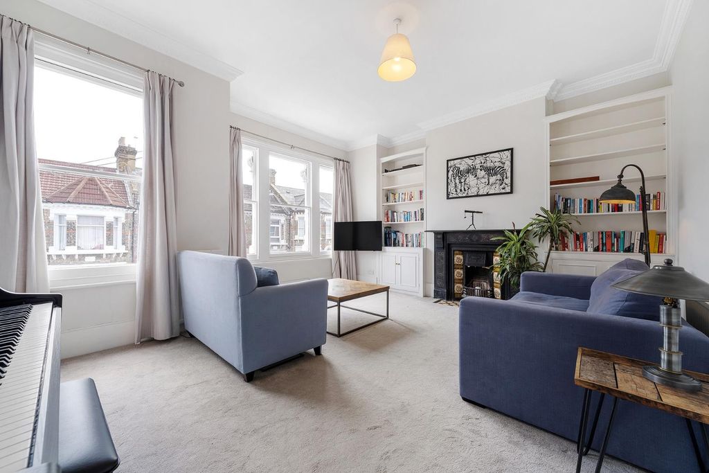 Property photo 1 of 12 Reception Room