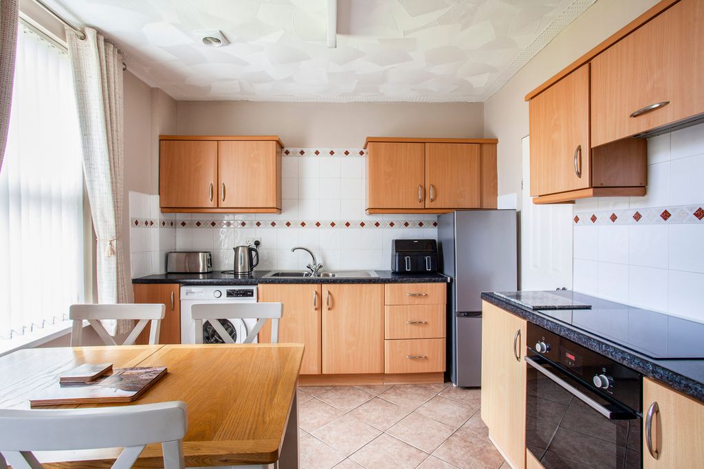 Property photo 2 of 20 Img_6610