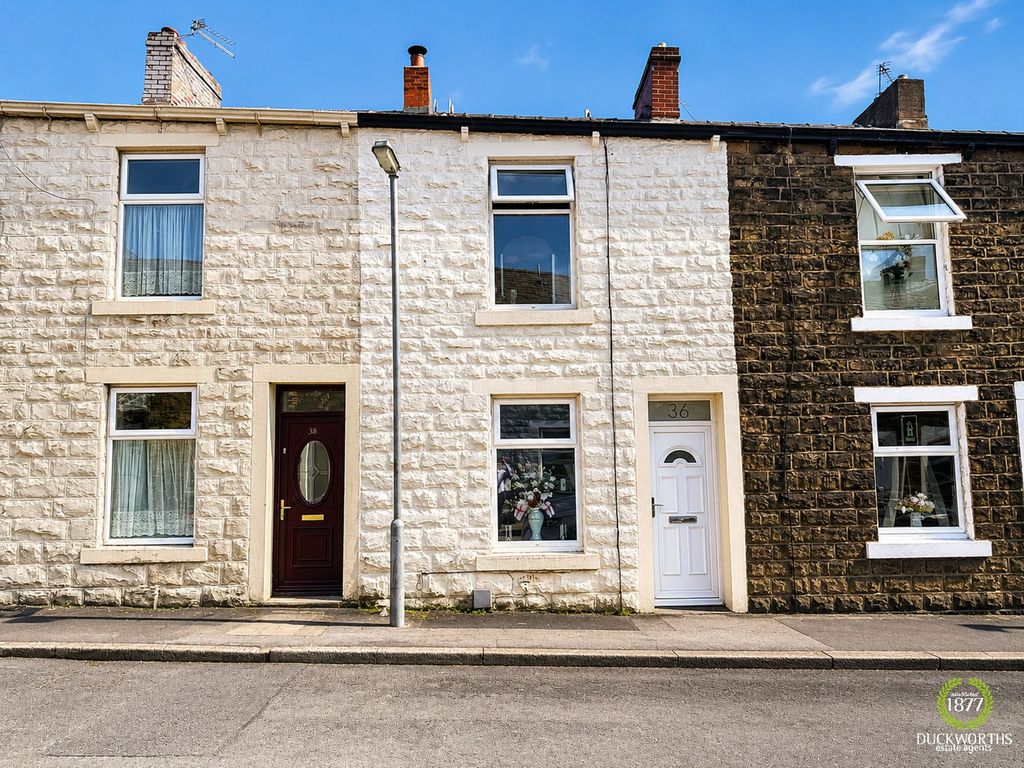 Property photo 2 of 10