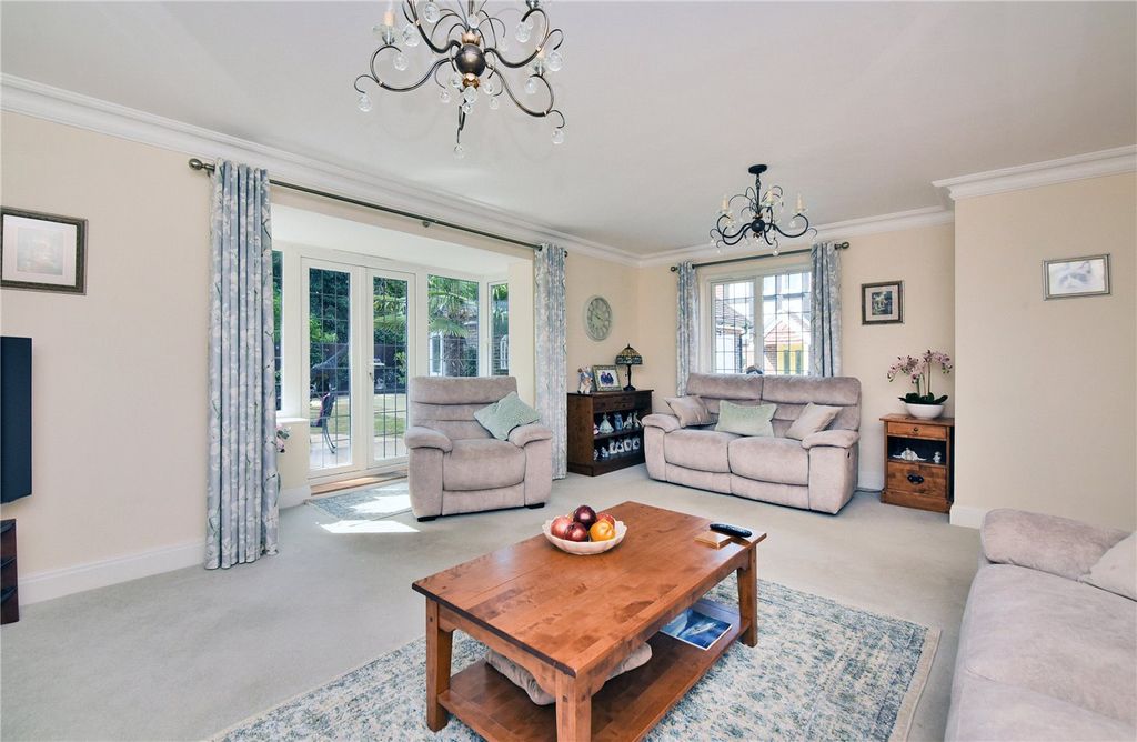 Property photo 3 of 18 Picture No. 04