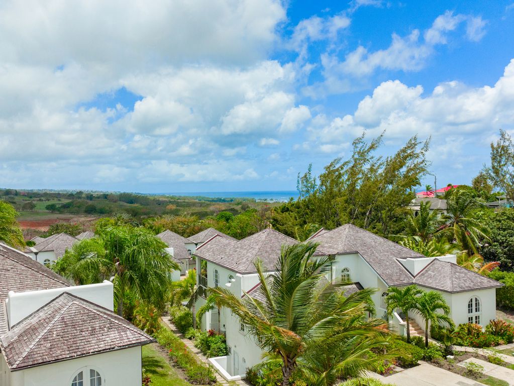 Property photo 2 of 16 Sea Views