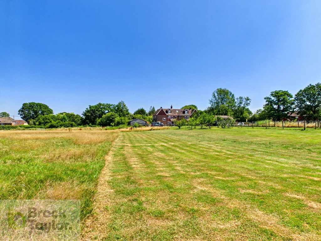 Property photo 3 of 27 13