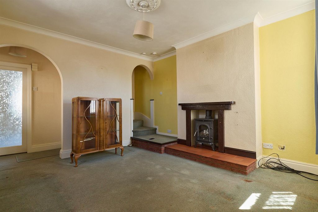 Property photo 3 of 17 Hinckley Road Bb (2).Jpg