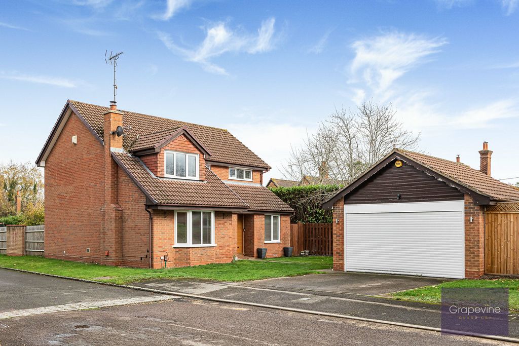 Property photo 1 of 24