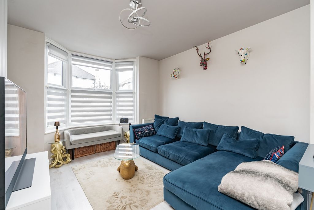 Property photo 2 of 20 Photo 1