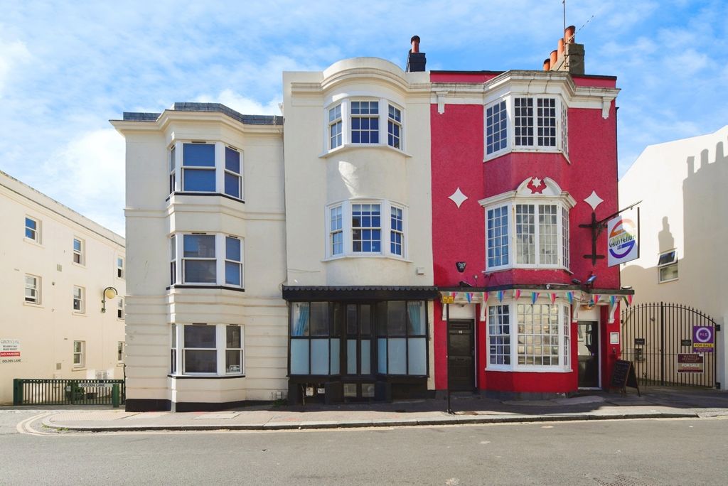 Property photo 1 of 17 Photo