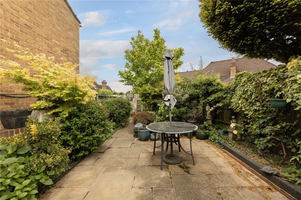 Property photo 2 of 7 Picture No. 09