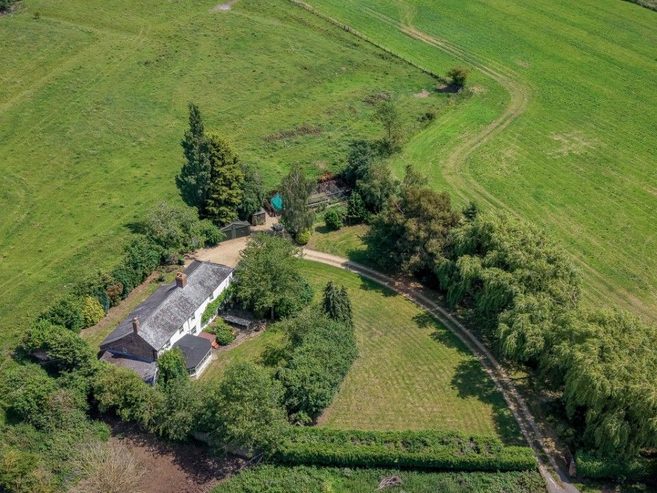 Property photo 1 of 37