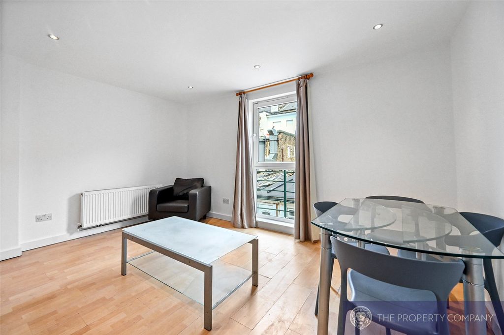 Property photo 1 of 11 Picture No. 27