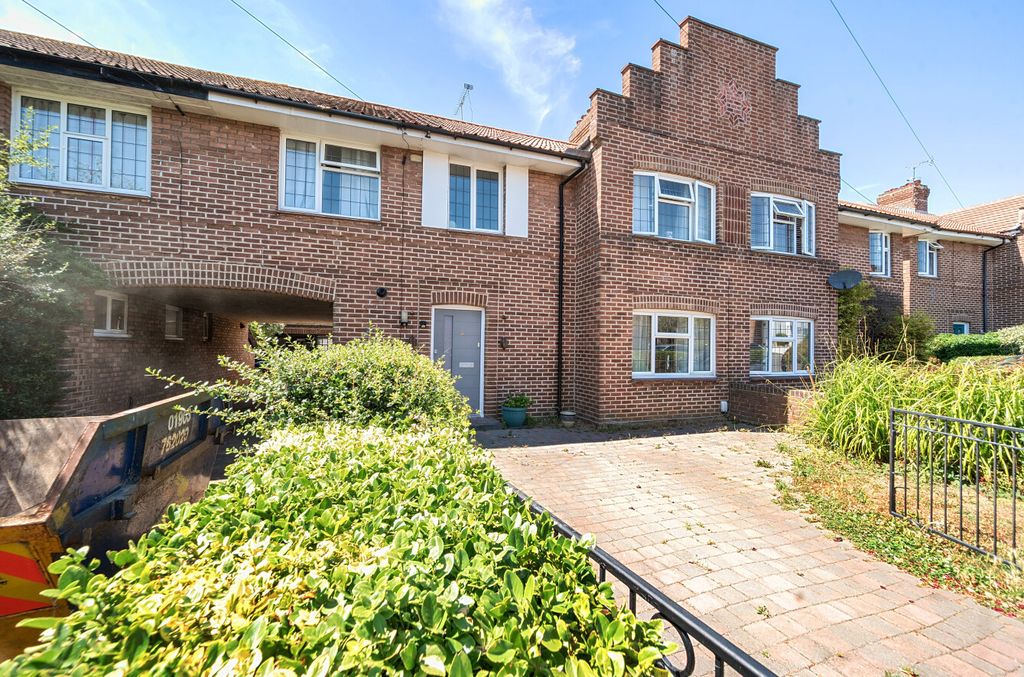 Property photo 1 of 15 External