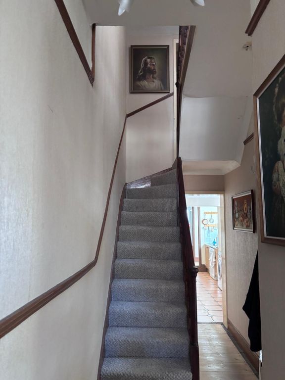 Property photo 3 of 8 Getattachmentthumbnail