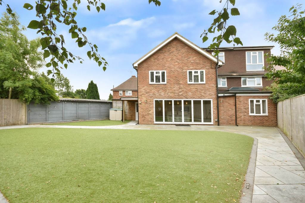 Property photo 1 of 23 Picture No. 01