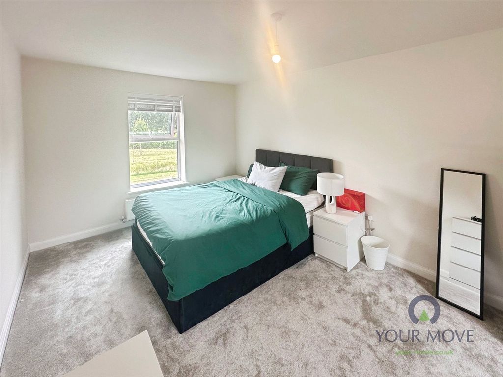 Property photo 3 of 18 Bedroom 1