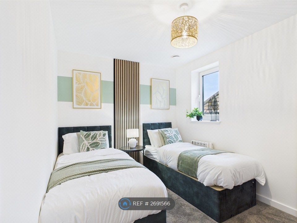 Property photo 3 of 23