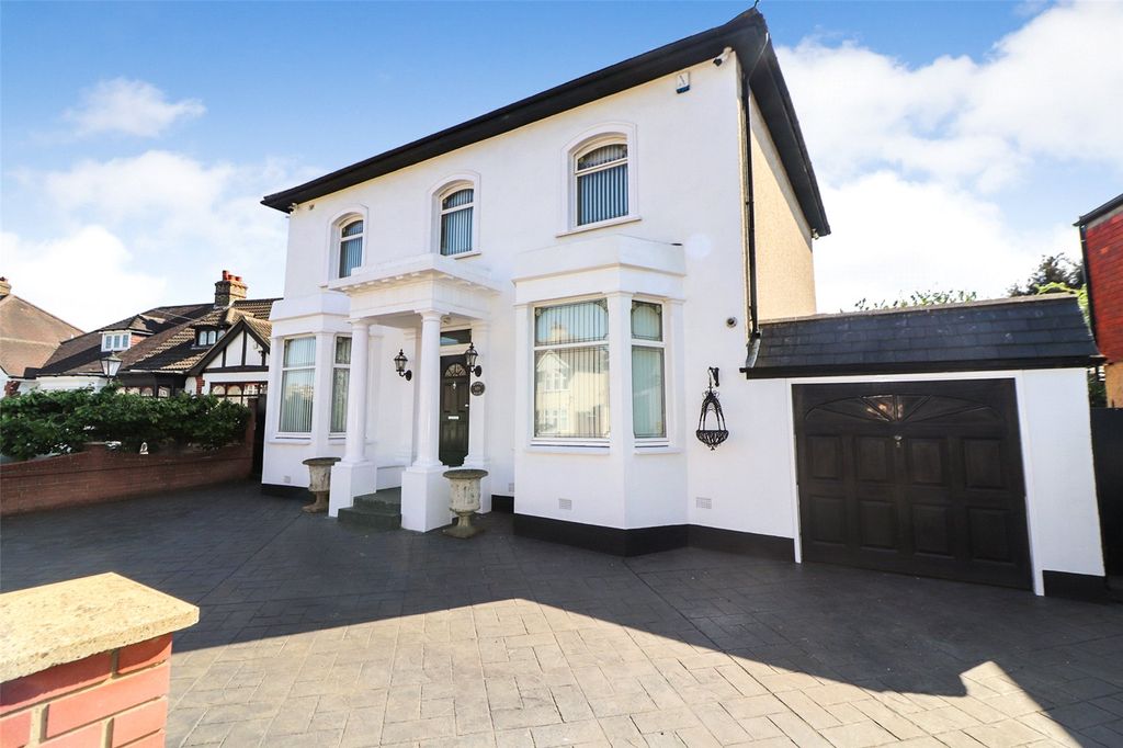 Property photo 1 of 28 Picture No. 03