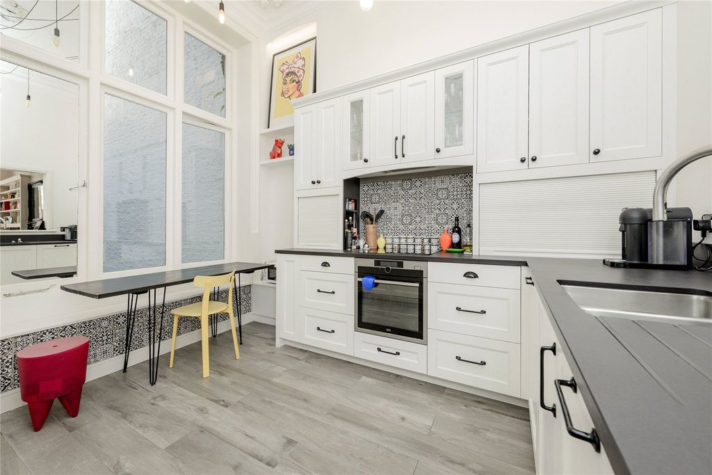 Property photo 3 of 12 A085i00000L8Xk9Aab_Nho120191_49.Jpg