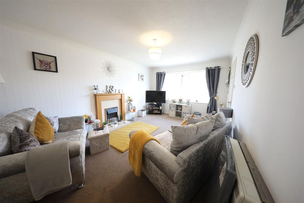 Property photo 3 of 11 0A4A9860.Jpg