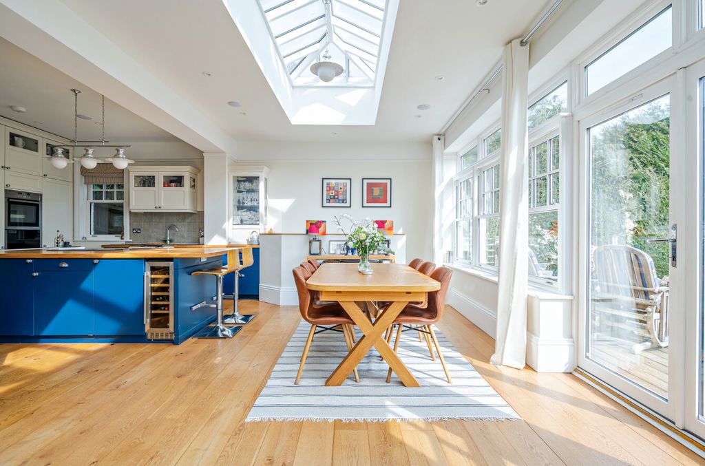 Property photo 3 of 21 1426081-18-69c15E...
