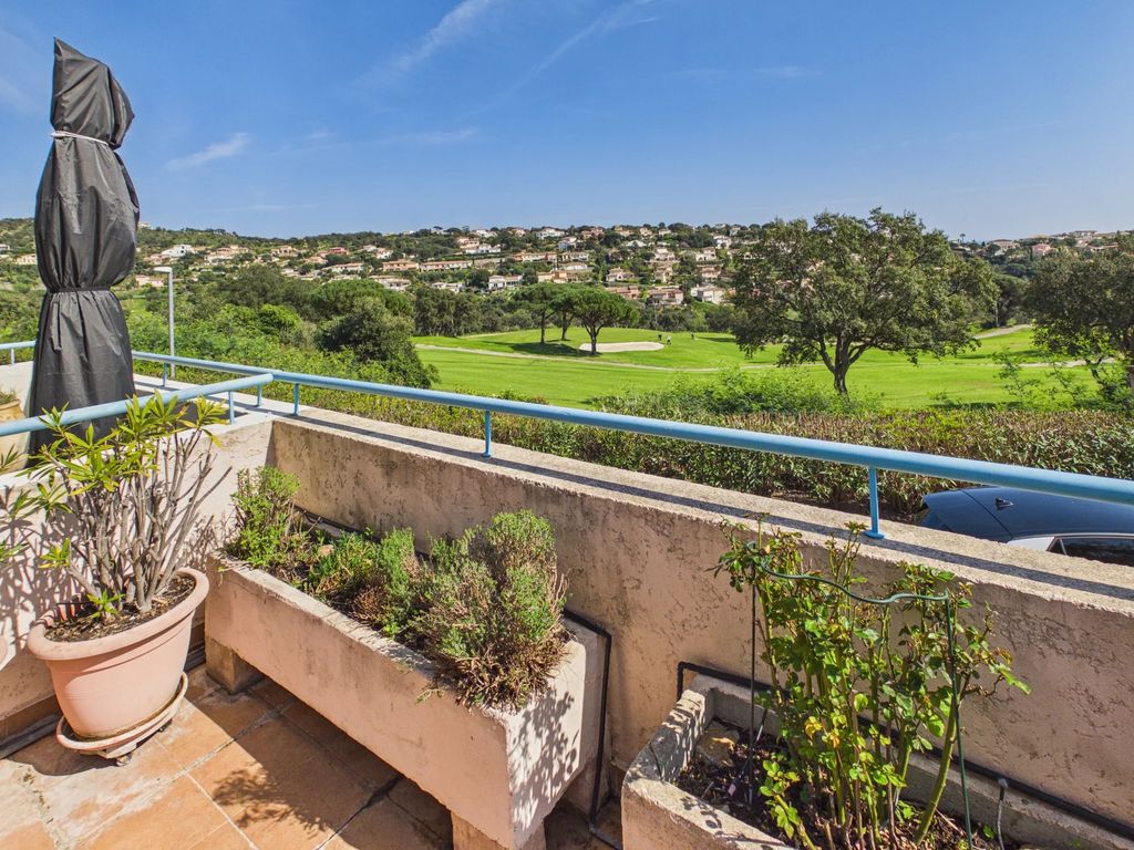 Property photo 2 of 23