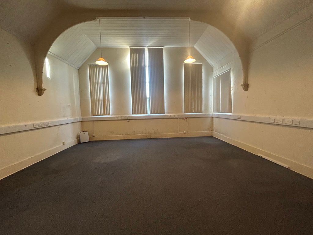 Property photo 3 of 7 Photo 2