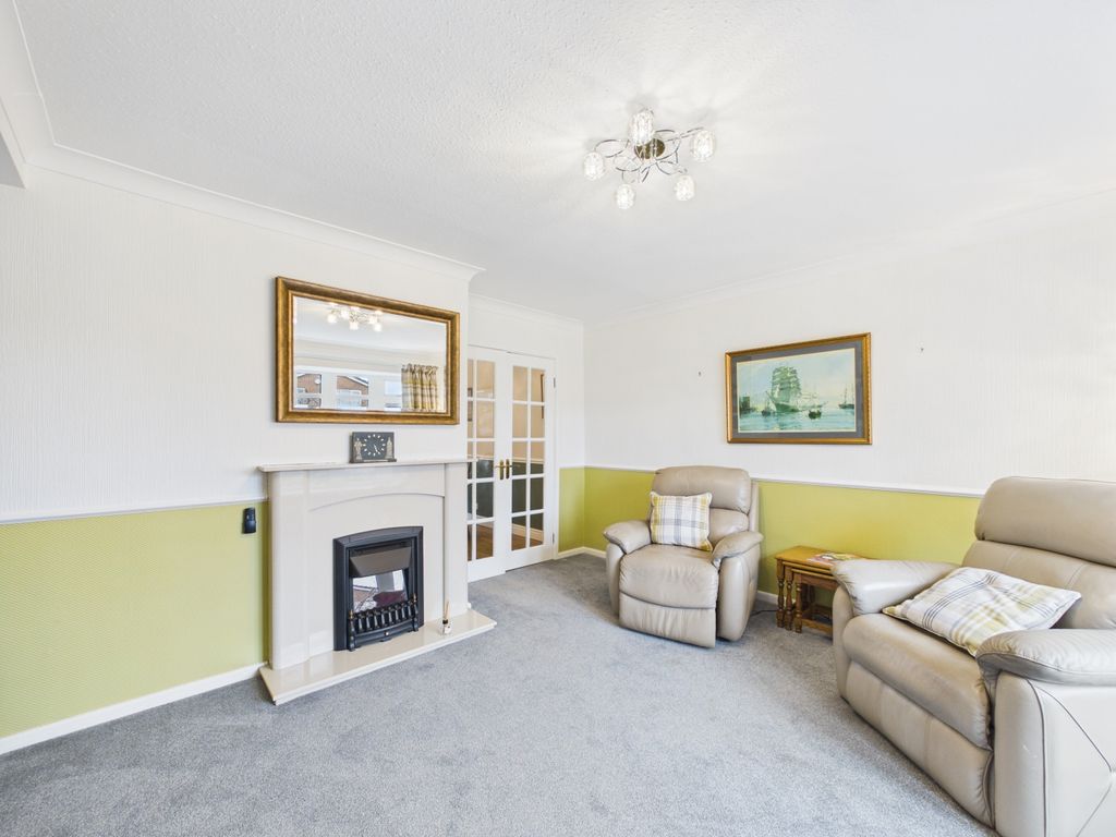 Property photo 3 of 25 Cam04789G0-Pr0044-Still004