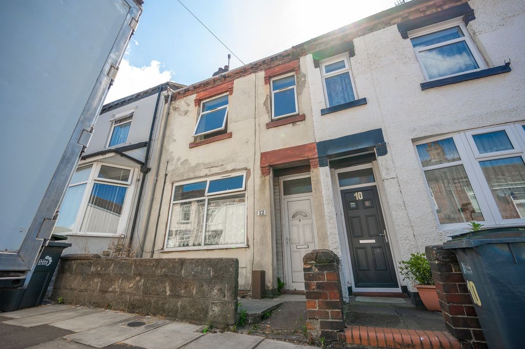 Property photo 1 of 25