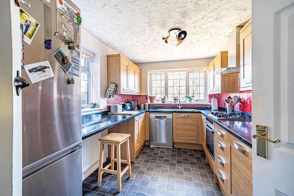 Property photo 3 of 20 689017_1_012