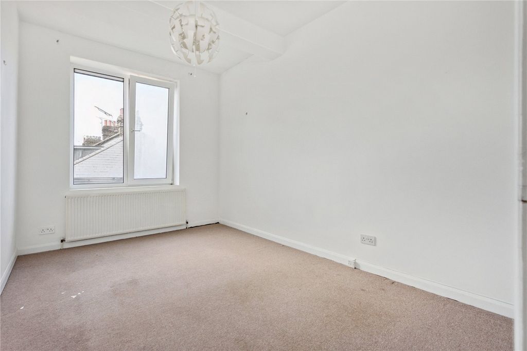 Property photo 3 of 12 Picture No. 03